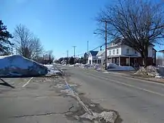 Route 226 follows Principale street in Fortierville.