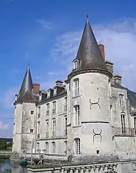 The chateau in Mortrée