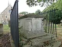 The Moulding tomb