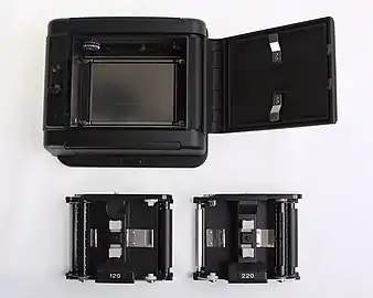 back-view of opened Roll Film Holder IIIN with replaceable Film-Cassettes III 120 and 220 for Fuji GX680III Professional