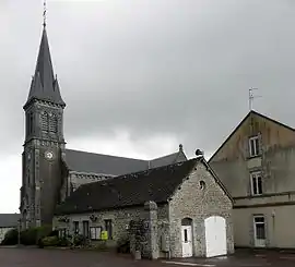 The town hall and church in Gandelain