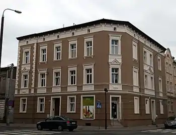 Main view from the street