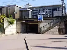 Entrance of the station, avenue du Bac (north-west the tracks)