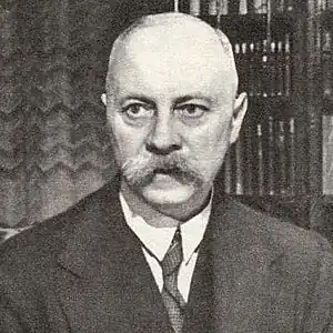 Pieter Sjoerds Gerbrandy, Prime Minister of the Dutch government in exile, in issue 3 (June 1942)