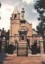 Market Square Presbyterian Church and Civil War Monument