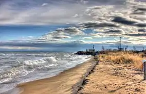 Image 13Shore of Lake Michigan at Illinois Beach State Park in Lake County. Image credit: Yinan Chen (photographer), Slick (upload) (from Portal:Illinois/Selected picture)