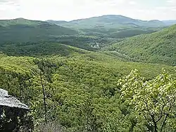 The village of Glencliff in Oliverian Notch