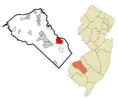 Map of Williamstown highlighted within Gloucester County. Right: Location of Gloucester County in New Jersey.