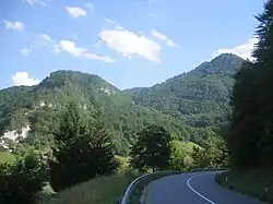 View of hills in Gračnica from theCelje–Zidani Most road passing Veliko Širje