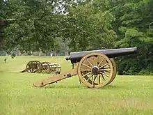Photo of an American Civil War era large-caliber siege gun.