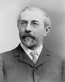 Gustav Hinrichs in New York, c. 1895–1905 (Photo Aimé Dupont)