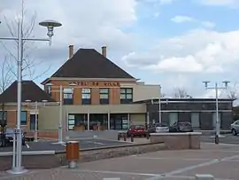 The town hall in Montigny-en-Ostrevent