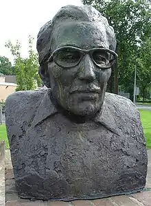 Bust of Hans Heyting in Borger