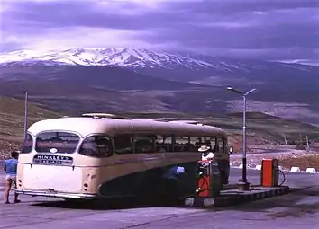 American tourists on Haraz road, Polur