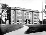Harbor School, New London, Connecticut, 1907.