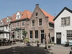 Harderwijk, view of a street: de Vischmarkt (Fish Market)