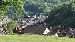 Partial view of Heigenbrücken from the north, old village center with church