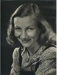 Helene Kirsova, ballerina, ca. 1941 – photographer Bitter-Jeppesen Studios, Melbourne (4439479907)