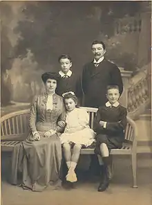 Germaine with her parents, architect Henri van Dievoet and Eugenie Masson, and her brothers.