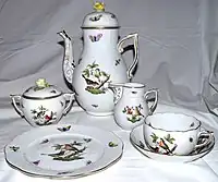 Herend porcelain set with the osier pattern.