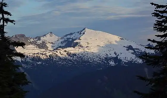 Hidden Lake Peaks, east aspect