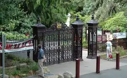 Entrance to the Hobart botanical gardens. December 2007