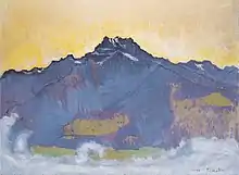 Painting by Ferdinand Hodler representing the teeth of the South from afar. The sky is yellow, the mountains are grey and not very detailed with a light snowy mantle, the bottom of the mountains is green and clouds are present at the bottom of the canvas.
