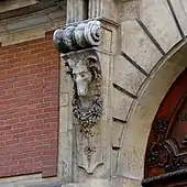 Bucranium with a festoon on a corbel of the Hôtel d'Almeyras (Paris)