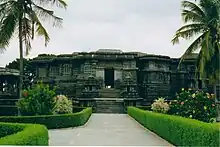 Hoysaleswara Temple (1121)