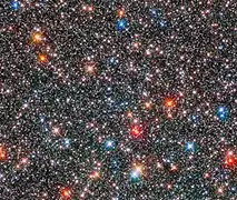 Red giant stars coexist with white, Sun-like stars.