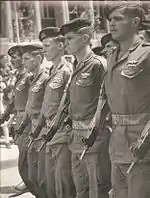 Israeli paratroopers armed with Uzis in 1958