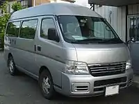 Isuzu Como Minibus LS with single sliding door (pre-facelift)