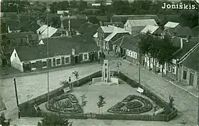 Independence Square in 1929 with the Columns of Gediminas and the Jagiellonian Cross