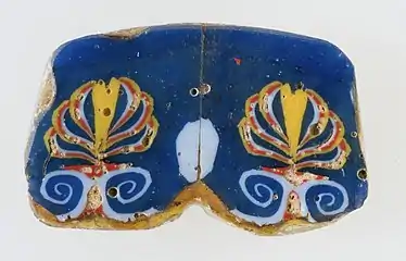 Ptolemaic glass inlay with two palmettes, 100 BC–100 AD, in the Metropolitan Museum of Art