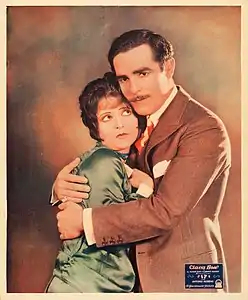 Bow and Antonio Moreno as Cyrus Waltham Jr.