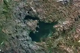 aerial photo, in the middle: Itasy lake and Ampefy