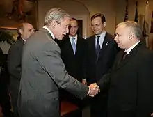 Polish Prime Minister Jarosław Kaczyński during conversation with US President George W. Bush in White House, 2006