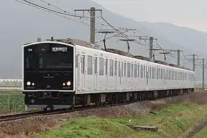 A 305 series set on the Chikuhi Line in January 2016
