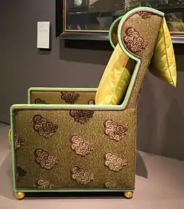 Armchair by Émile-Jacques Ruhlmann (1914) (Musée d'Orsay)