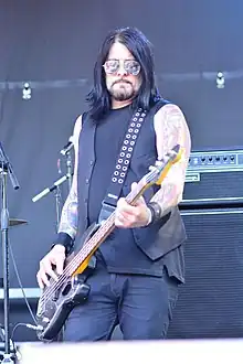 Rouse performing in 2019