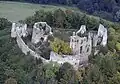 Aerial view of the castle from the southeastern side, facing to the west and northwest (2006)