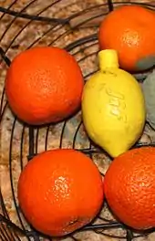 The size of a Jif lemon, compared to oranges