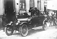 Uprising military commander Jonas Budrys, the High Commissioner, and the Lithuanian Army officers arrive in Klaipėda in 1923