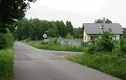 House by the roadside of Krzyżówka