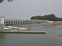 Another view, Kallanai dam