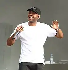 Kano performing in 2017.