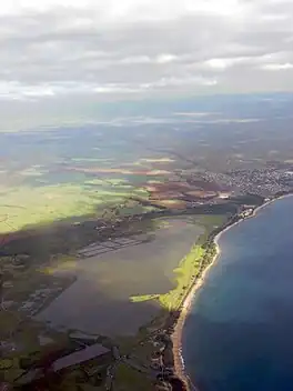 Aerial photograph of Kealia Pond