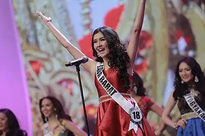 Lilliana during Puteri Indonesia 2017 pageant, representing her home province Jawa Barat.