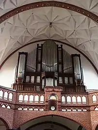The Pipe organ and the diamond vault ceiling