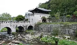 Hongjimun Gate and Tangchundaeseong Fortress